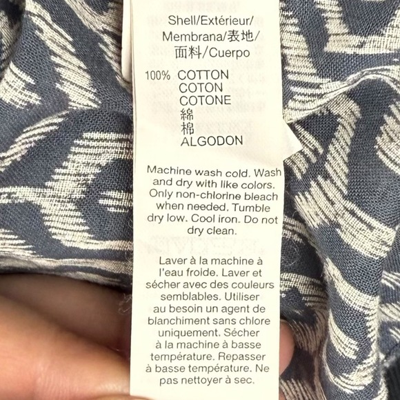 Gap Geometric Ruffle Cami Top Adjustable Straps Navy White XS Fits Like Small - Picture 9 of 9